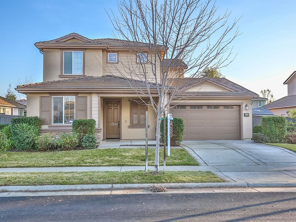 1st image of 2516 Summerland Way