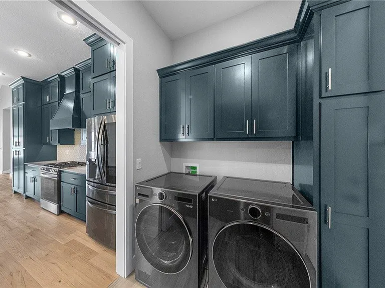 6307 SW Prism Path St — Photo 5