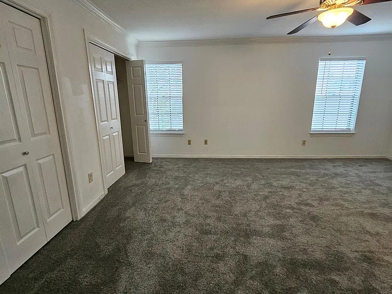 712 Augusta Dr #712 — Photo 11