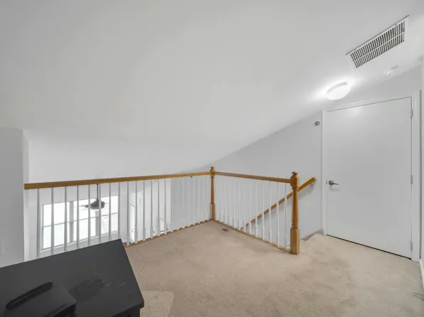 24 Avenue At Port Imperial image 15 of 28