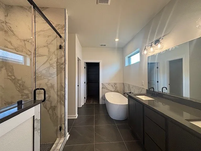 2658 Lady Andrea Dr — Photo 14