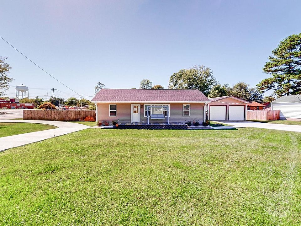 1st image of 301 John E Robinson Dr
