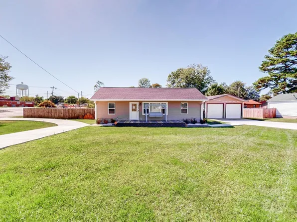 301 John E Robinson Dr, Paducah, KY 42001