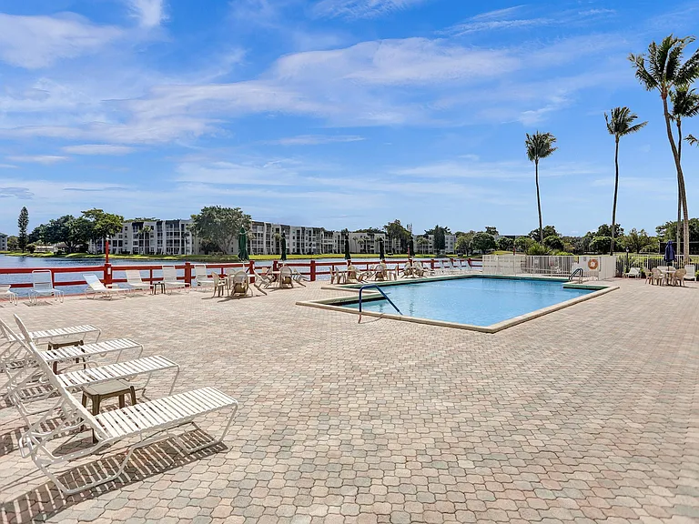 9460 Poinciana Pl #101 — Photo 30