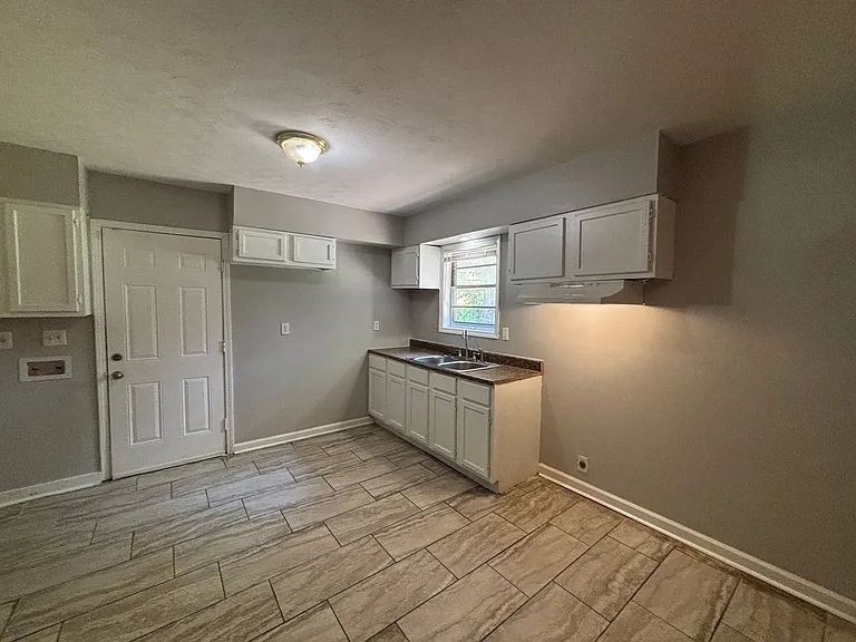 2771 Northmeade Ave — Photo 43