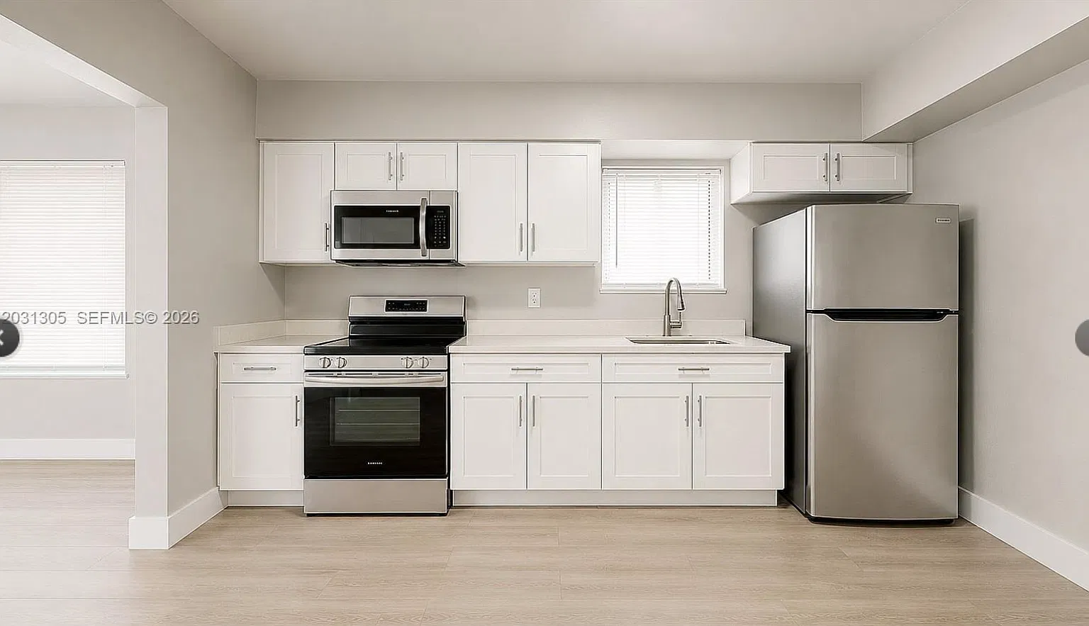 2 bed, 1000 sqft, $2,500 — Photo 3