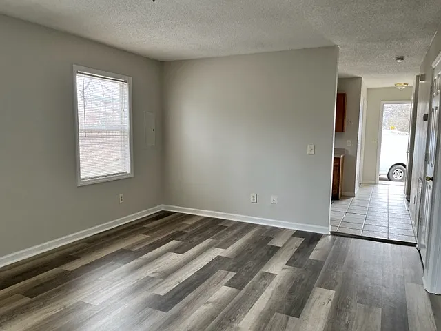 410 W Ward Ave #B — Photo 6