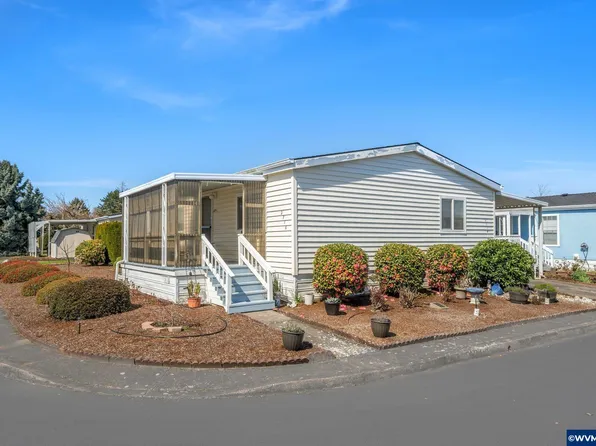 2716 Oakland Loop SE, Salem, OR 97317