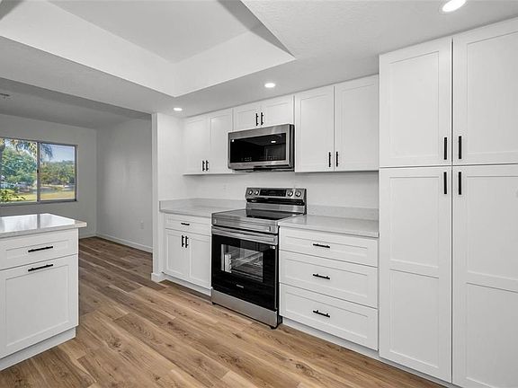 3rd image of 3847 Lighthouse Way