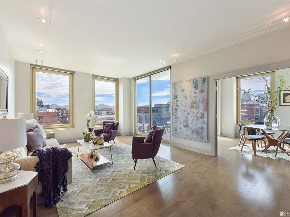 1st image of 88 King St Unit 813