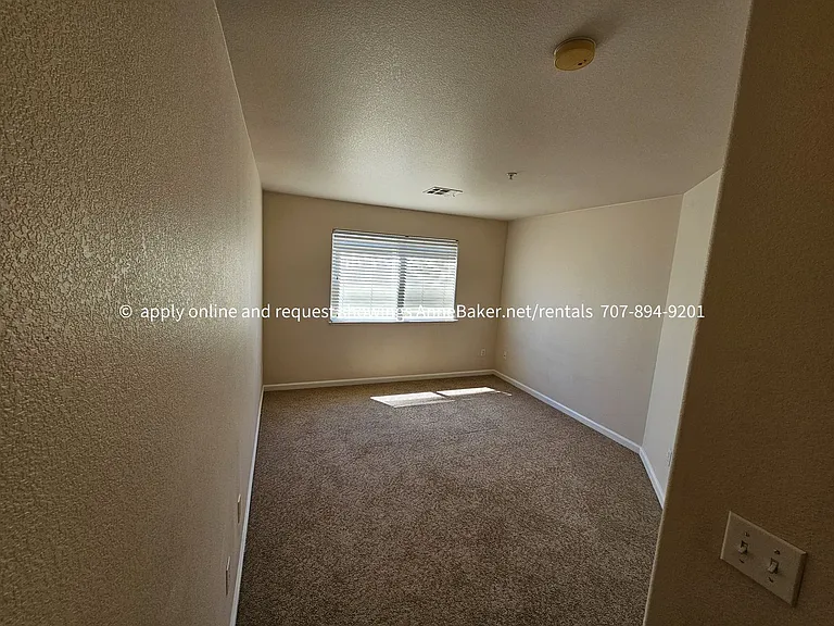 132 Treadway Ct — Photo 21