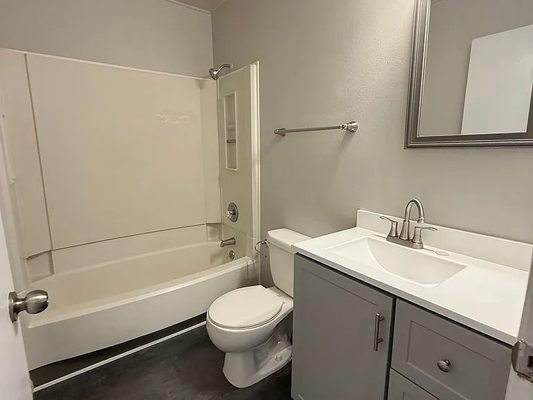 226 Pelham Rd #5 — Photo 21