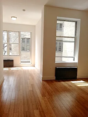 Rented by New York Residence | media 51