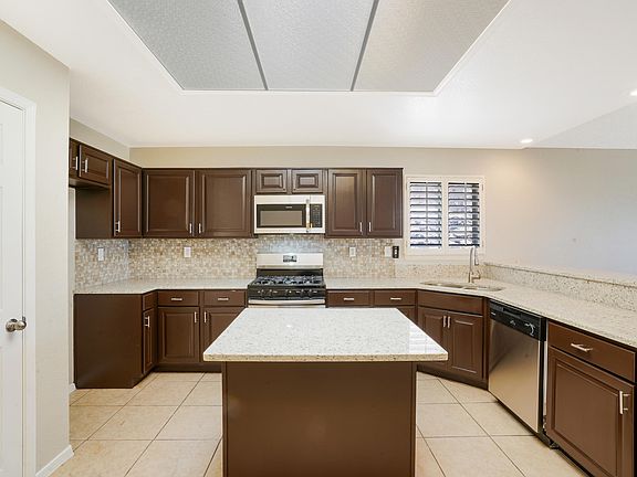 4th image of 6612 Quail Cove Ct