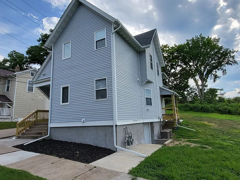 613 Pershing Ave — Photo 23