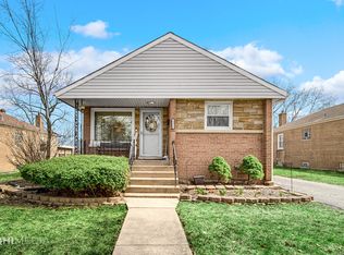 18511 Martin Ave, Homewood, IL 60430