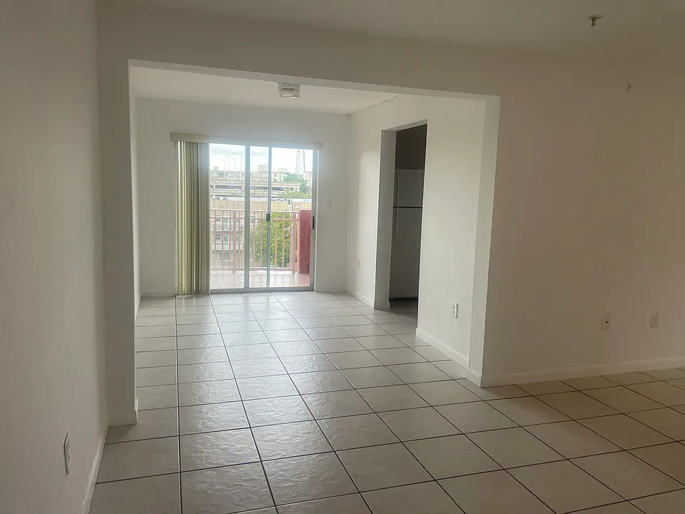 21 E 3rd St #507