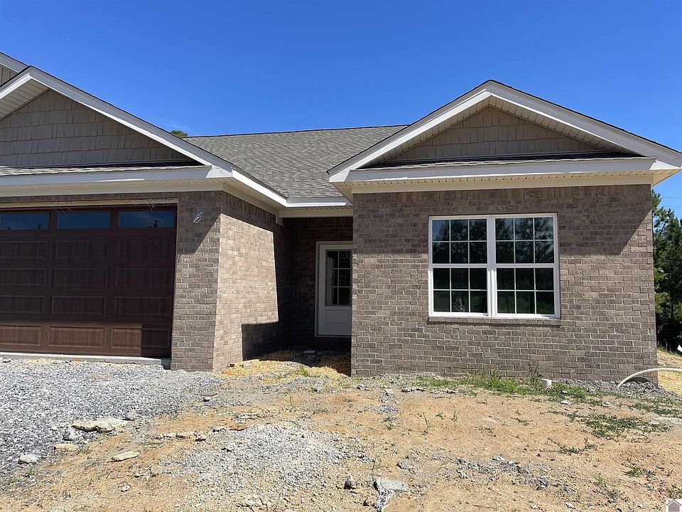 1st image of 160 Hidden Valley Dr