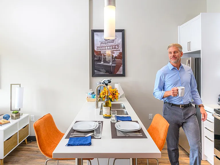 Spacious Kitchen. Enjoy your morning coffee!!