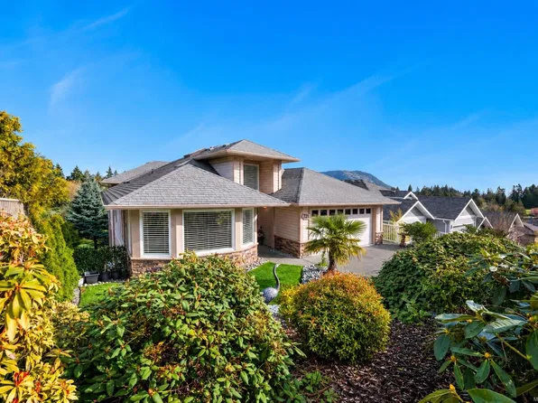 721 Country Club Dr, Cowichan Valley, BC V0R 1L1