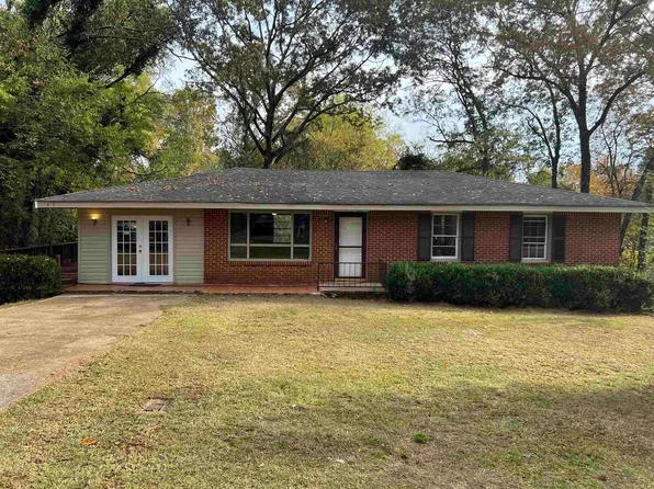 905 Fairchild Ave, Florence, AL 35630