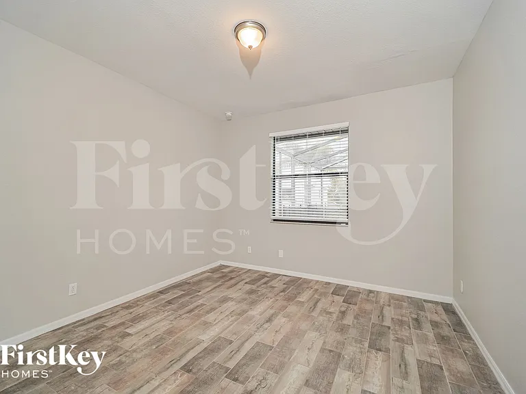 1829 SW California Blvd — Photo 14