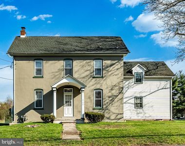 2190 E Buck Rd, Pennsburg, PA, 18073