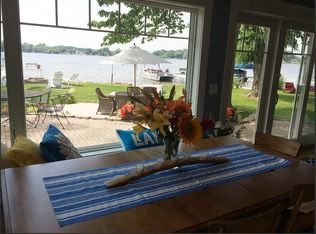 7453 Clearwater Beach Rd, Hartford, WI 53027