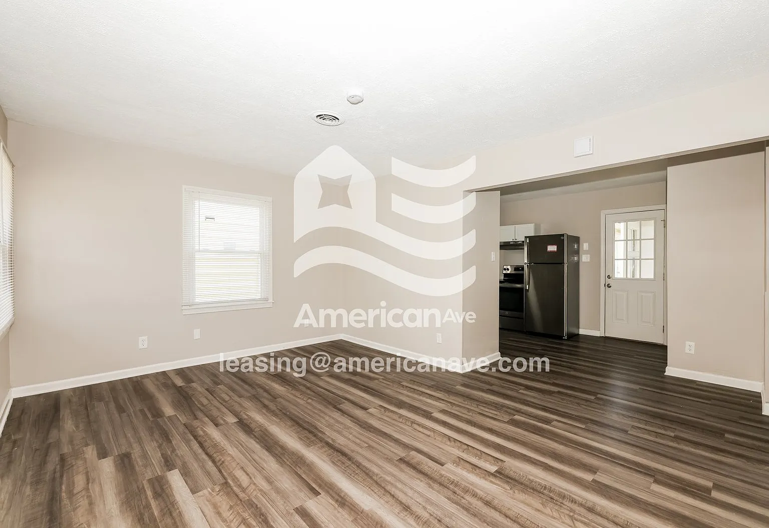 4 bed, 1.0 bath, 1072 sqft, $1,497 — Photo 3