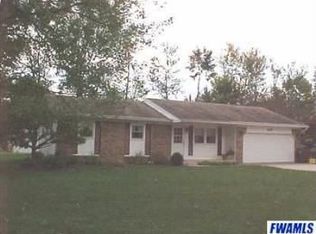 407 W Ingle Dr, Ossian, IN 46777