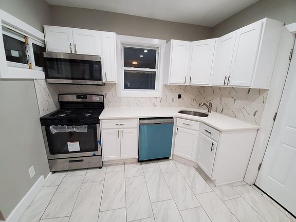 5th image of 23 N Burnett St #D2