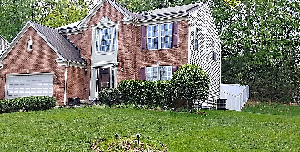 2nd image of 15007 Running Park Ct