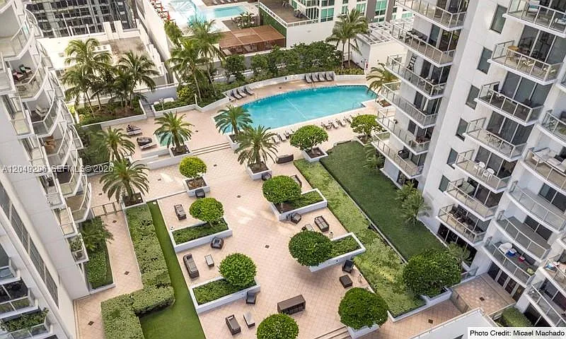 1060 Brickell Condo — Photo 3
