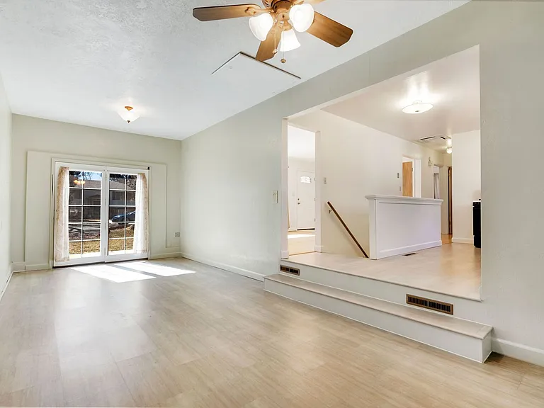 404 Cornell Ave — Photo 11