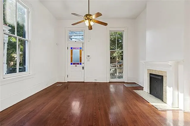 2 bed, 1.5 bath, 1200 sqft, $2,300 — Photo 3