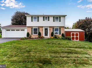1 Hellam Dr, Mechanicsburg, PA 17055