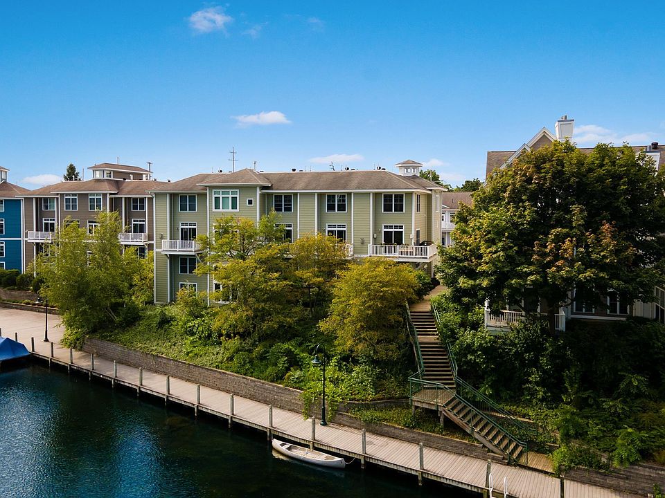 1st image of 243 Midtown Dr #40