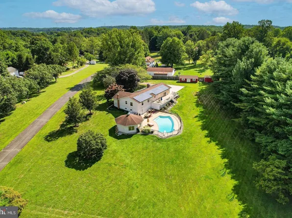 9311 Dogwood Rd, Windsor Mill, MD 21244