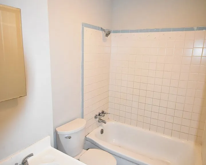 1527 McArthur Rd — Photo 7