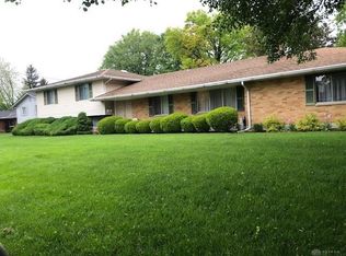 2099 Springmill Rd, Dayton, OH 45440