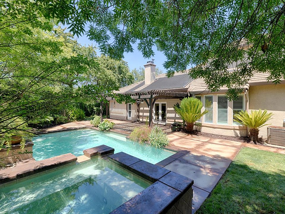 1st image of 100 Paizano Ct