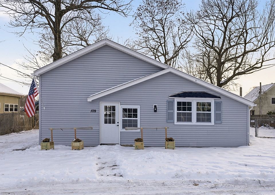 1st image of 109 N Lake Ave