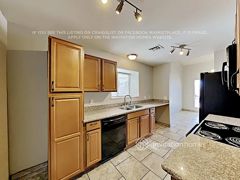 7141 W Paradise Dr — Photo 7