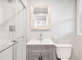 4165 Quarton Rd, Bloomfield Hills, MI 48301