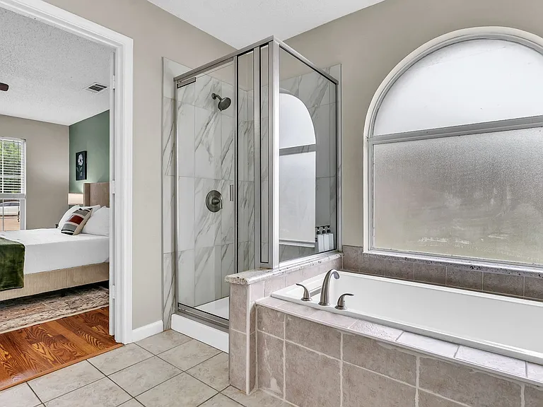 600 Ashcrest Ct — Photo 14