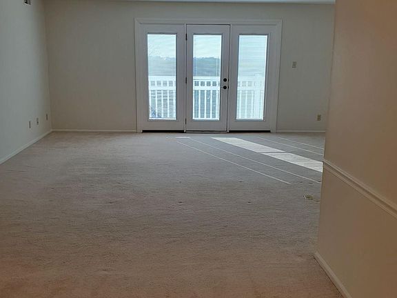 Large living room/Great room