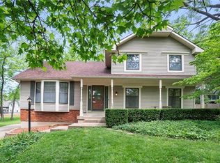 13046 W 102nd St, Lenexa, KS 66215
