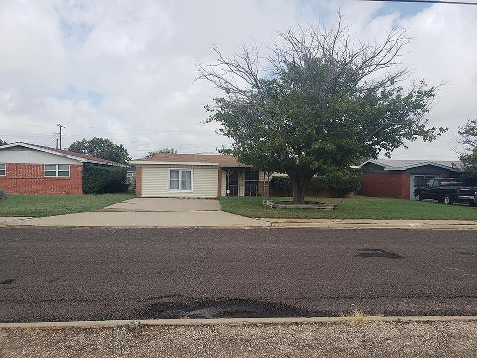 1st image of 1904 W University Blvd