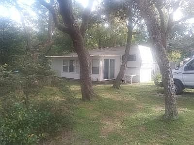 1st image of 22113 State Road 40