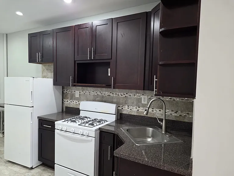 772 E 80th St #2 — Photo 12